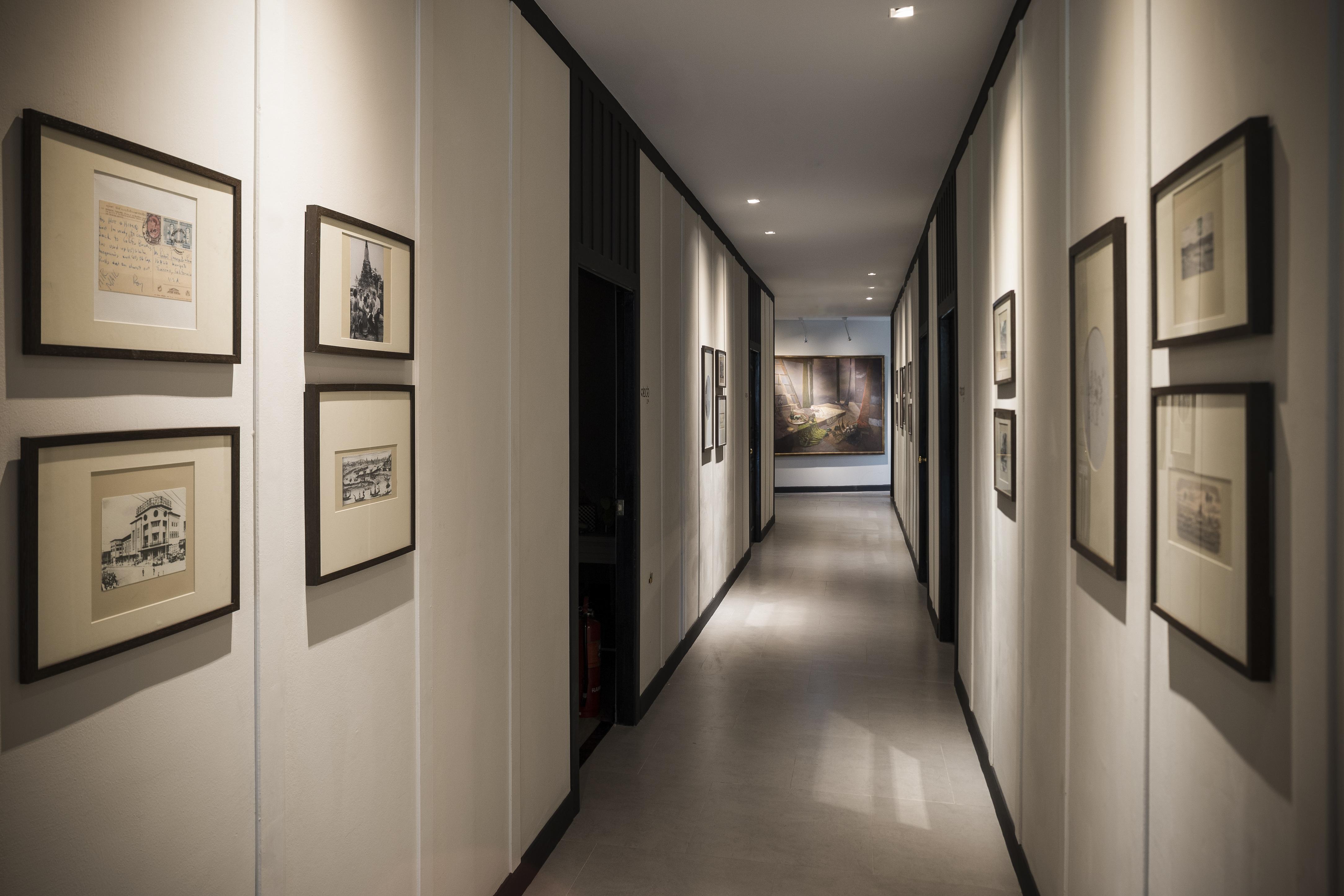 فندق ذا راوييكانلايا بانكوك المظهر الخارجي الصورة Corridor of the hotel